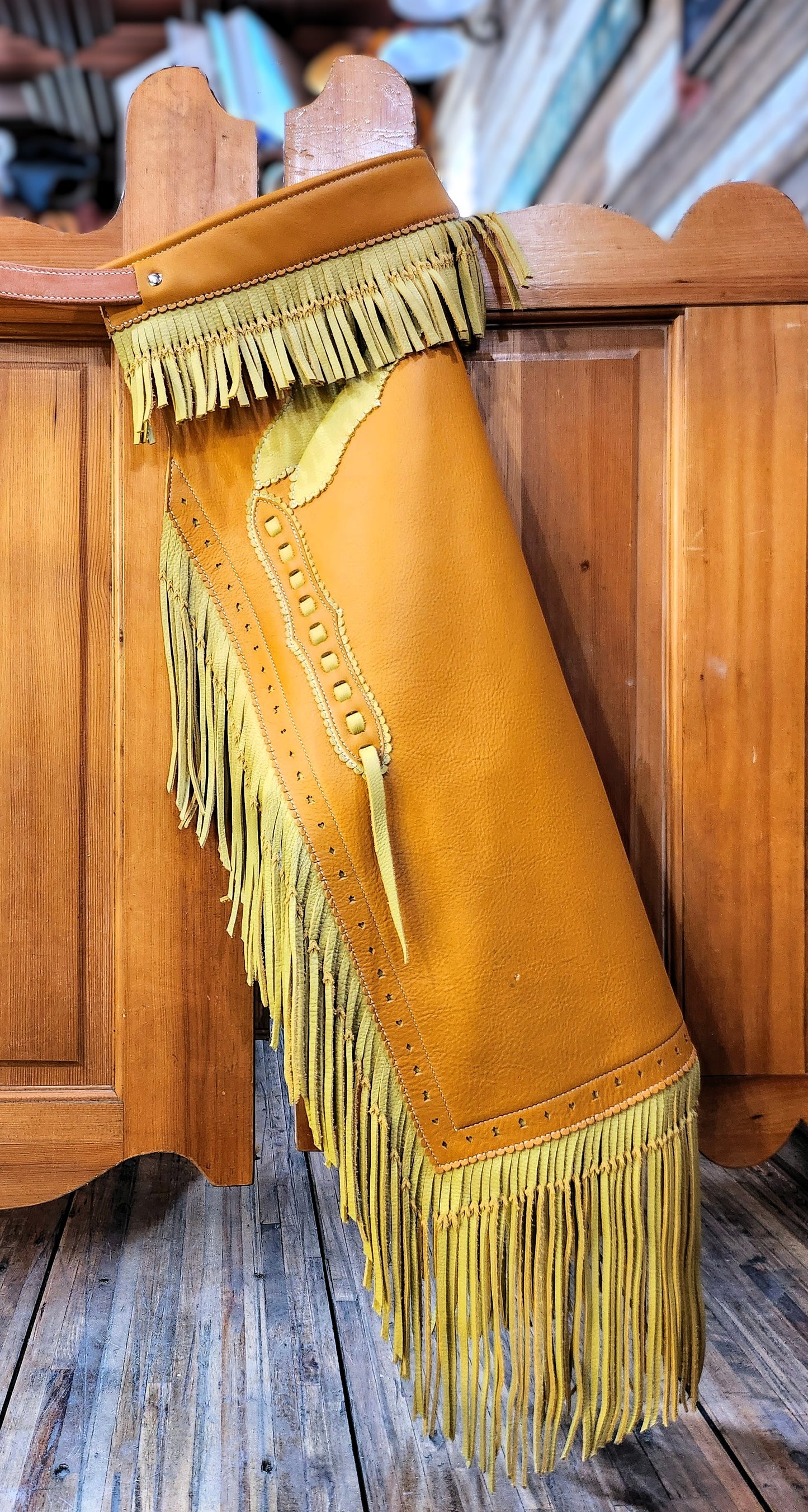 Armitas, Two Tone, Chestnut w/ Bucktan Fringe and Pockets, right side