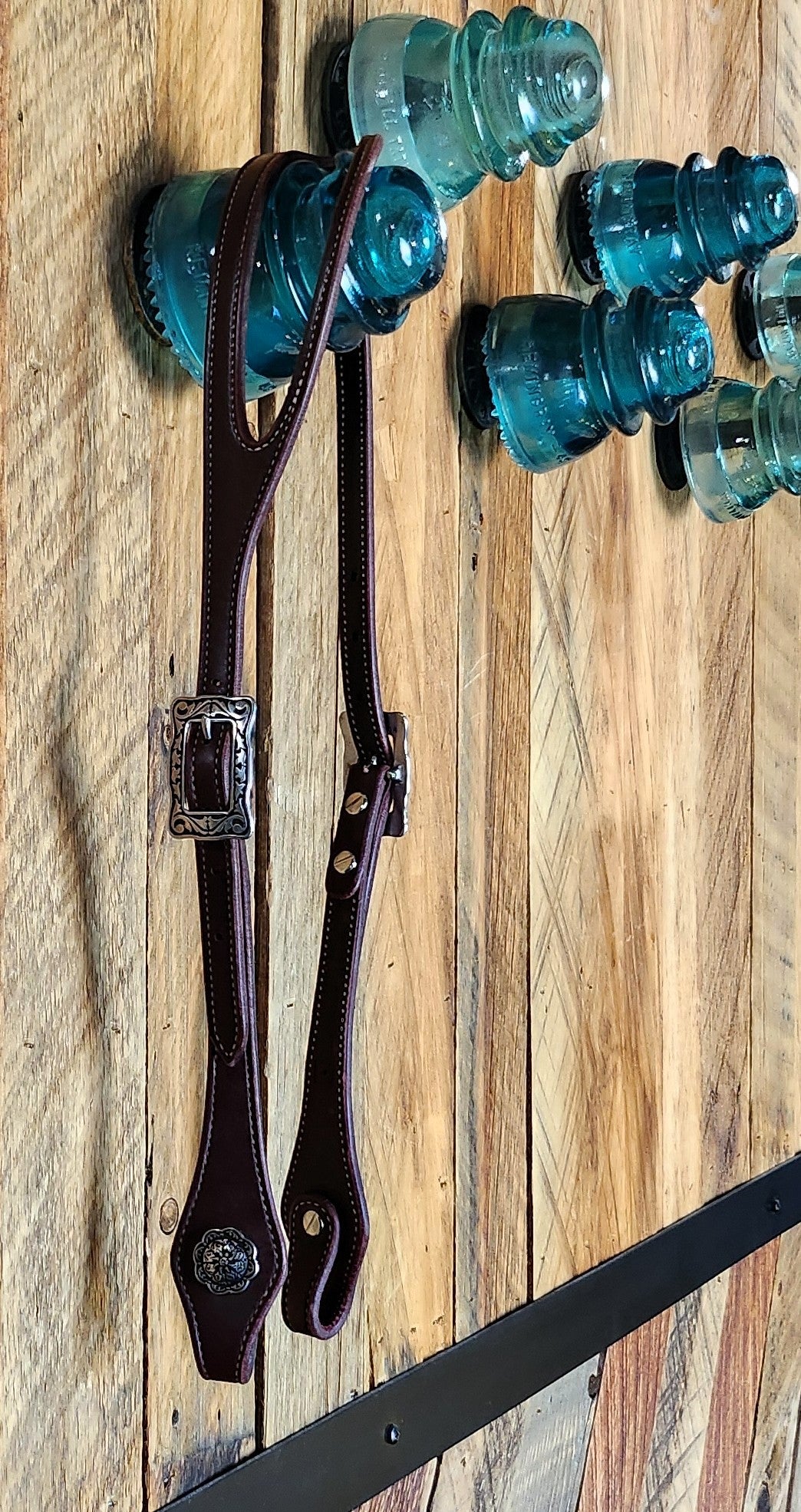 Split Ear Headstall, Latigo w/Floral Stainless Hardware