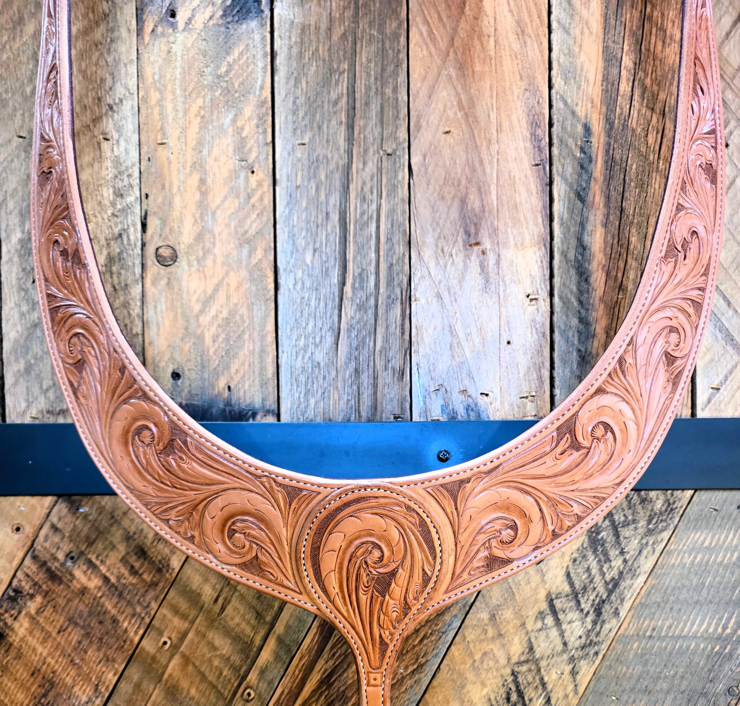 Carved Martingale, close up